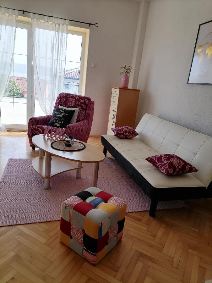 Apartman Marijana โนวีวีโนดอลสกี ภายนอก รูปภาพ