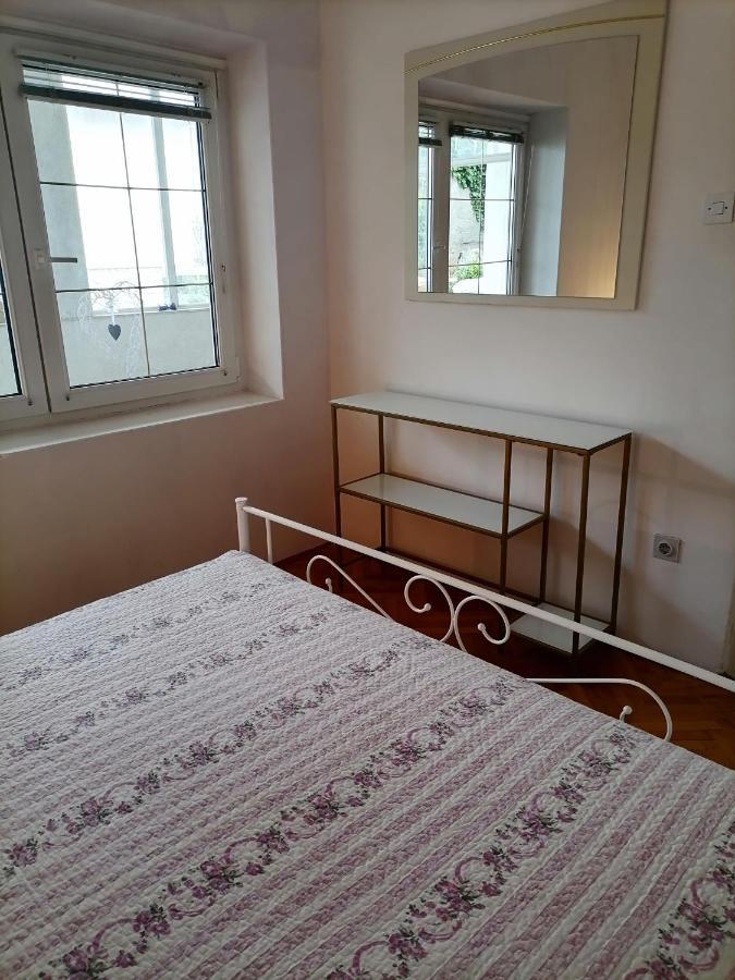 Apartman Marijana โนวีวีโนดอลสกี ภายนอก รูปภาพ